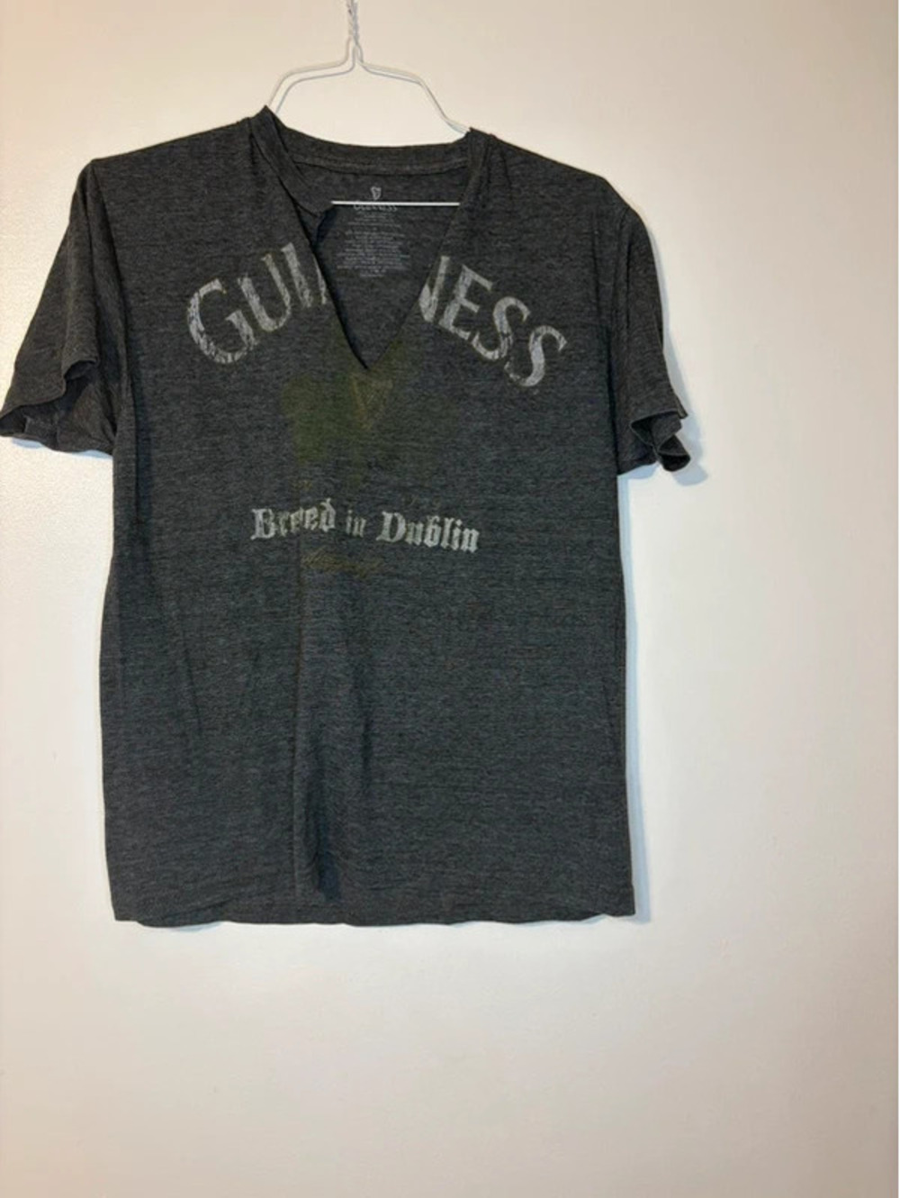 Cut t shirt